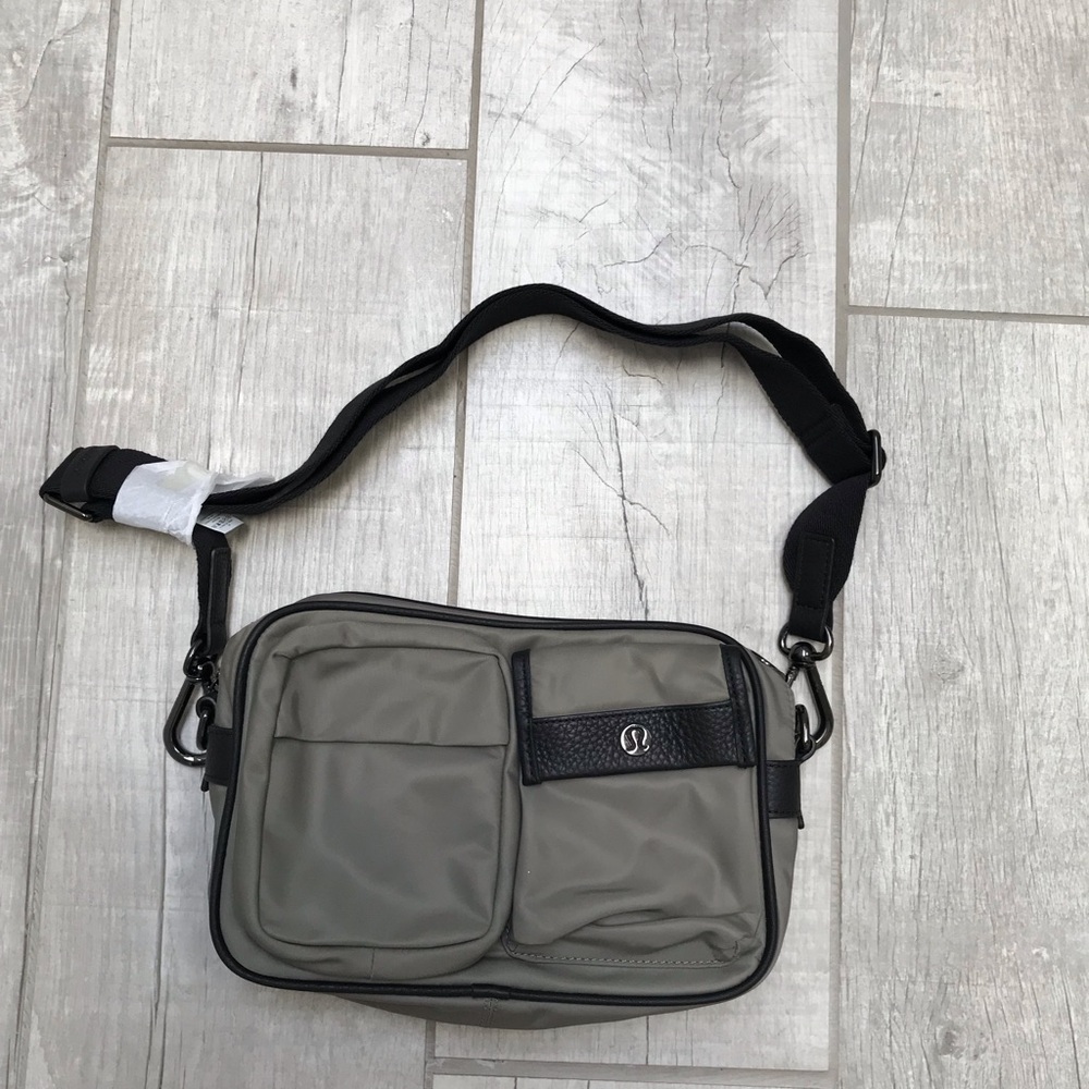 lululemon athletica Gray Crossbody Messenger Bag with Black Strap